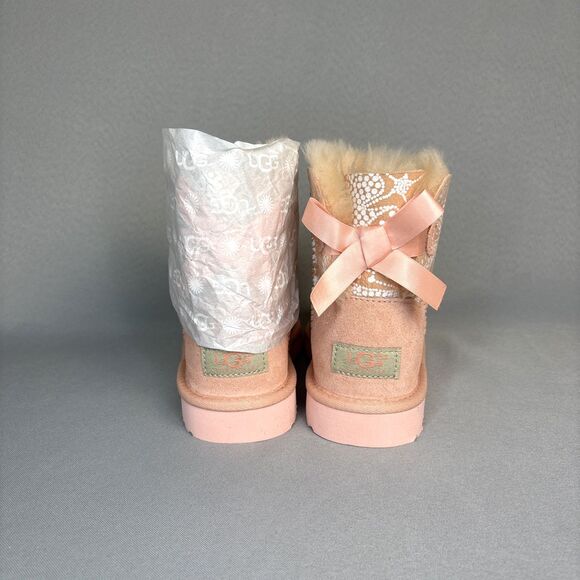 Girls Sz 3 UGG Boots Bailey Bow PDS Light Pink Peach Suede Wool Fast Shipping - Picture 2 of 16